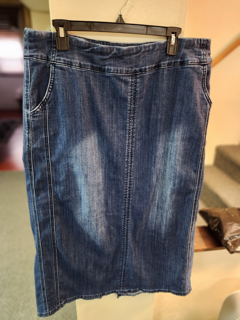 CJ Banks Blue Stretch Sz 14 Straight Leg Denim Skirt